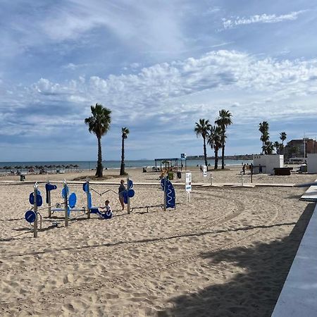 Beach Apartment Amalia Torrevieja Esterno foto