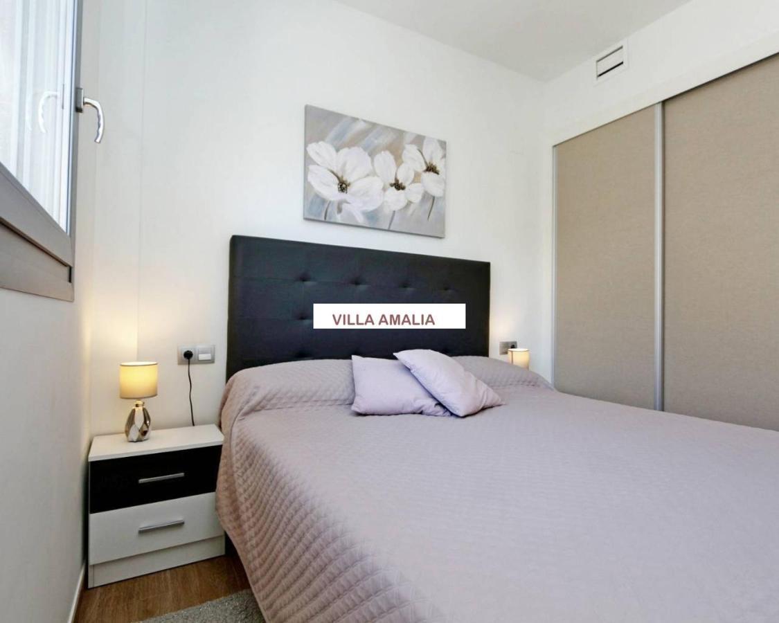 Beach Apartment Amalia Torrevieja Esterno foto