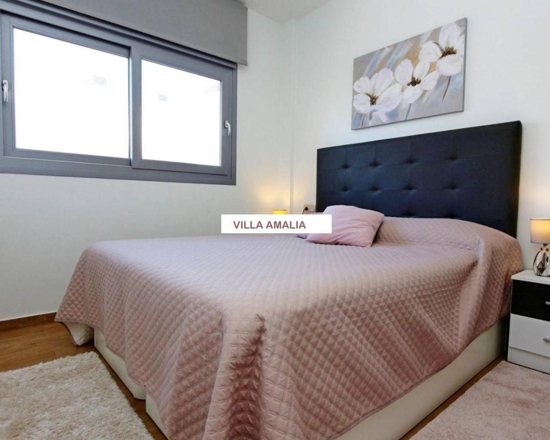 Beach Apartment Amalia Torrevieja Esterno foto